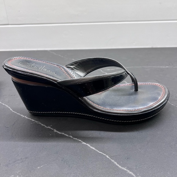 Cole Haan 2 ½” wedge sandals Black leather w/ silver trim. Nike Air Base. Size 9 - Picture 2 of 4